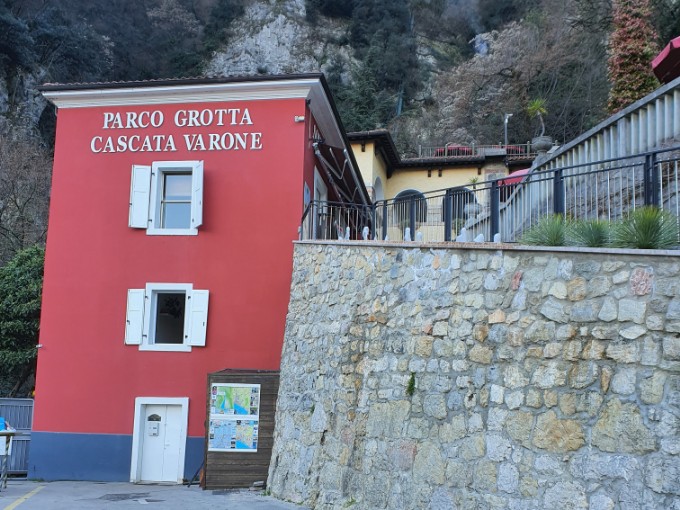 Immagine Grotta Cascata Varone