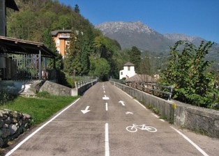 2_Bergamo-Valle Brembana_11.jpg